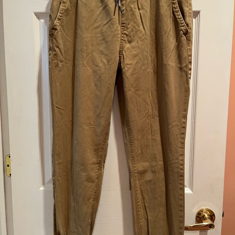 Aeropostale Tan Chinos Relaxed Fit Lightweight